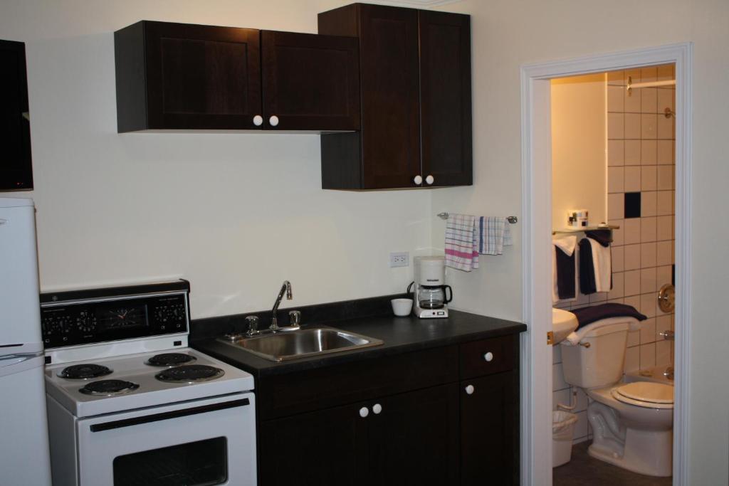 Sunny Beach Motel Penticton Eksteriør billede