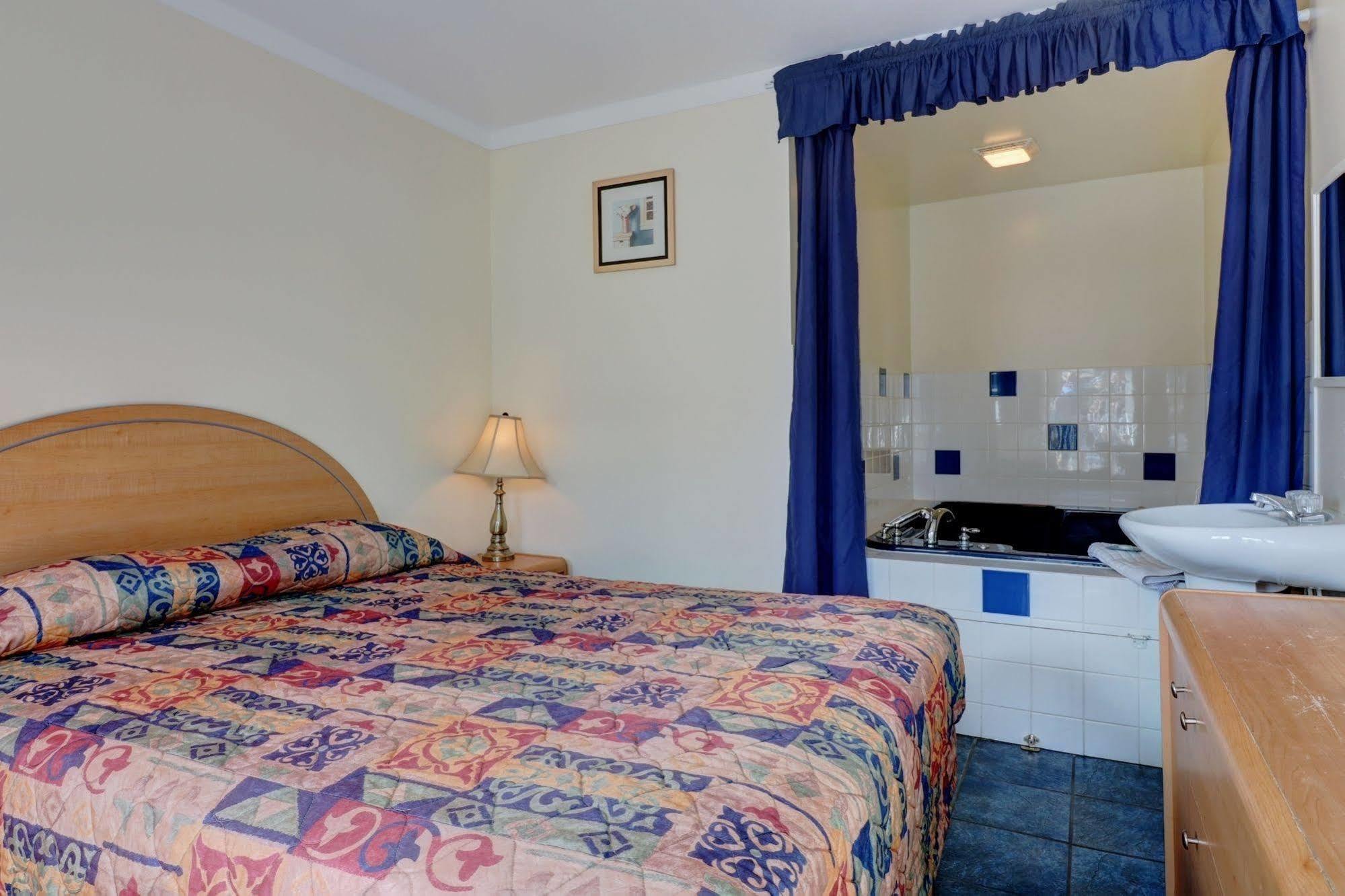Sunny Beach Motel Penticton Eksteriør billede